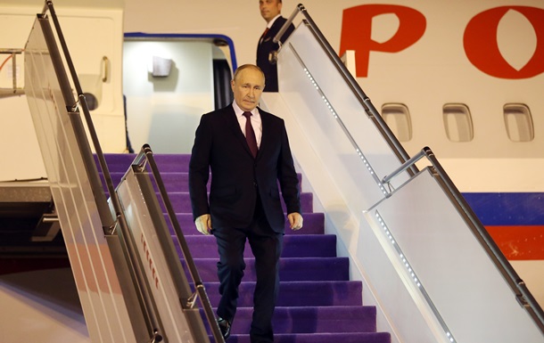 Турне для Путіна – чому російський диктатор поїхав до шейхів