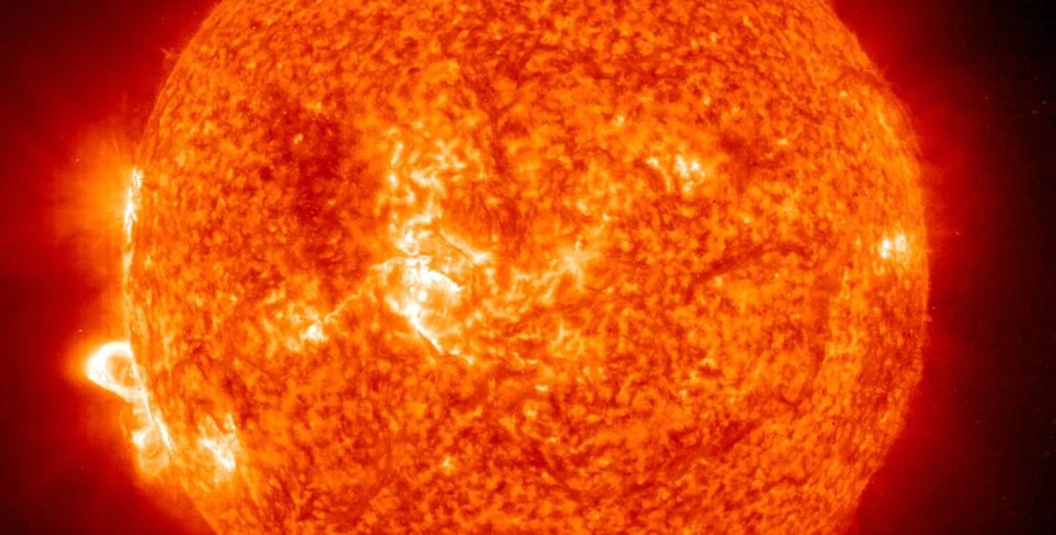 Фізики змогли пояснити дивне обертання Сонця: що з ним не так (відео)