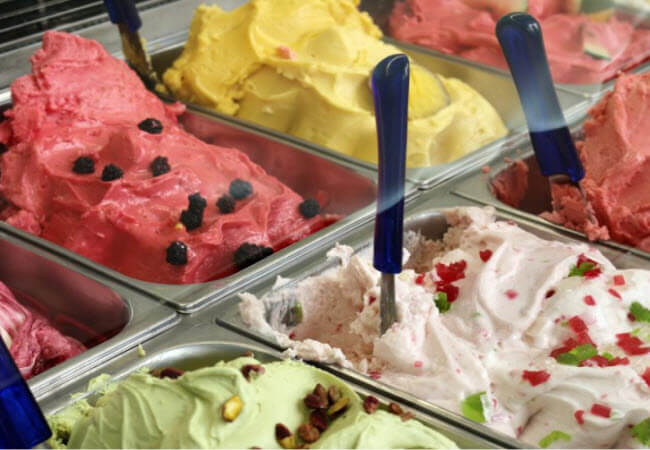Названо 5 причин для відмови від морозива