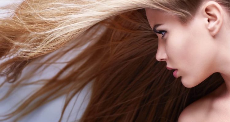 Простий мінерал допоможе зупинити випадання волосся і посилити їх ріст