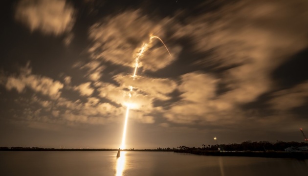 SpaceX відправила у космос ще 29 супутників Starlink і вдруге приземлила ракету на Багамах