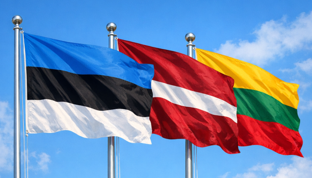 Країни Балтії відкинули звинувачення РФ, що надають Україні повітряний простір для ударів