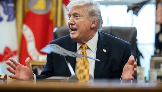 Проєкт «Свобода»: Трамп оголосив паузу в розблокуванні Ормузької протоки