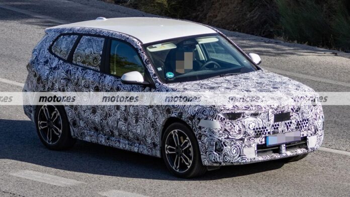 bmw-x1-m-sport-2027-fotos-espia-2026115284-1784126935_1 Новий BMW X1 2027 помітили на тестах: з'явилися важливі подробиці